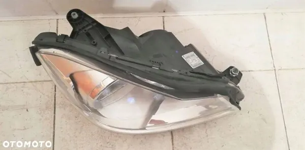 Rechter voorlicht Mercedes-Benz C W204 2012 image 2