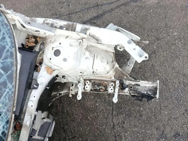 OEM 469401 Longarina esquerda para Audi Q3 II 2018- image 3