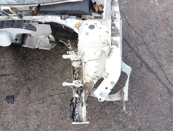 OEM 469401 Longarina esquerda para Audi Q3 II 2018- image 5