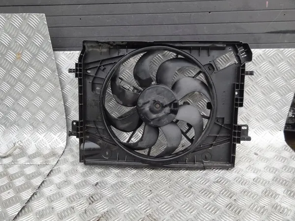 DACIA DOKKER 2018 1.6 SCE Kylarrubrik Fläkt OEM image 2