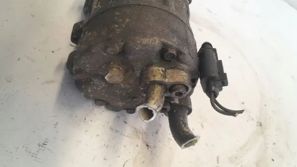 VW Golf IV 1.9 TDI AC-kompressorpump OEM 1J0820803K image 3
