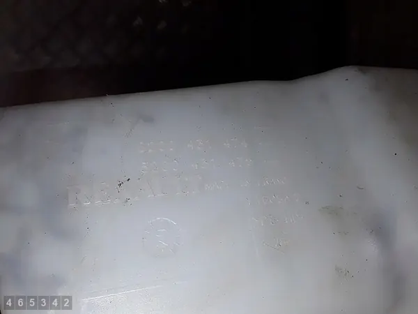 Ruitensproeiervat Mercedes Citan 2020 8200431474 image 4