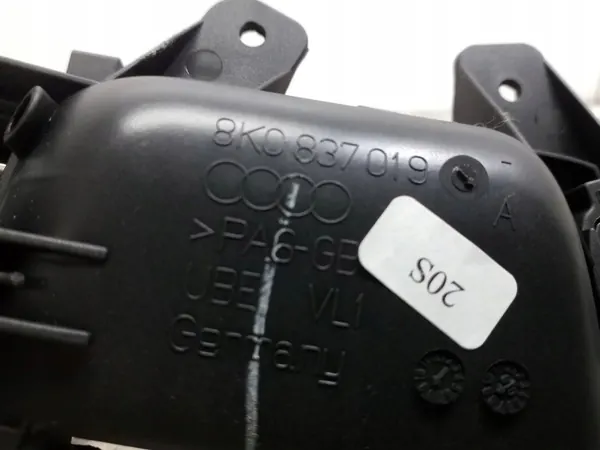 AUDI A4 B8 vasen etu sisäkahva image 6