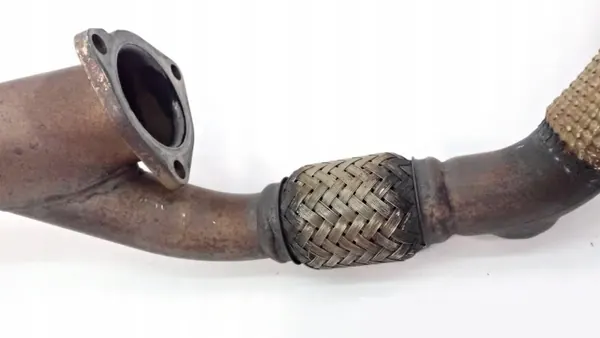Audi S8 D3 Pakoputken Keräinputki OEM 4E0253154 image 9