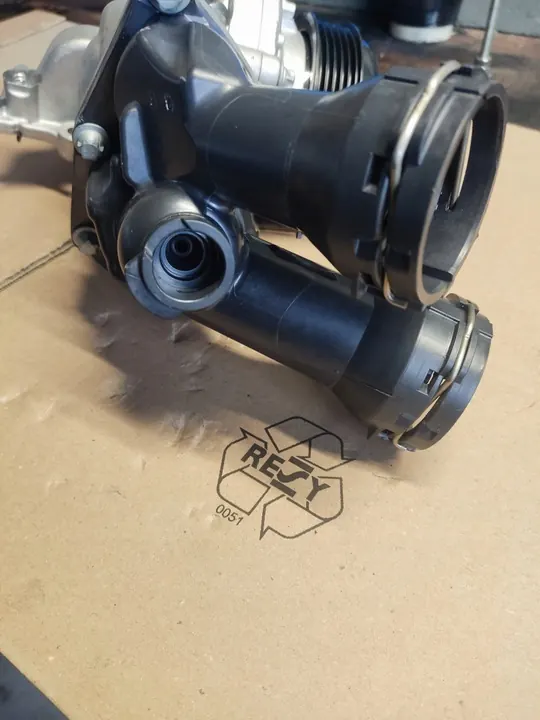 Vattenpump Mercedes-Benz A6542010110 image 8