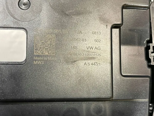 Plaque Éclairage Plafond VW Golf 8 OEM 5H0959561BB image 10