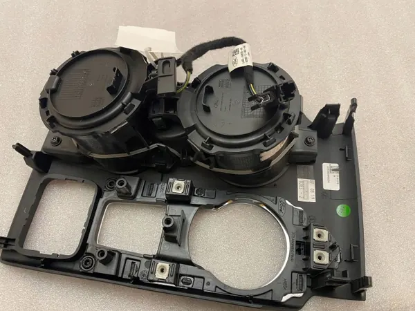 Ford Kuga III Voorste bekerhouder OEM JX7BA045A66DG image 6