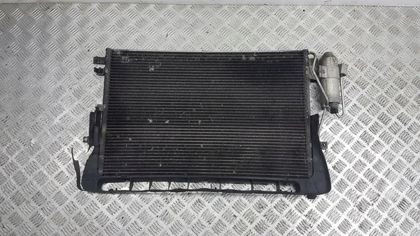 Volvo XC90 2005 Kylmäainekondensaattori / AC Radiatori OEM 30665562 image 10