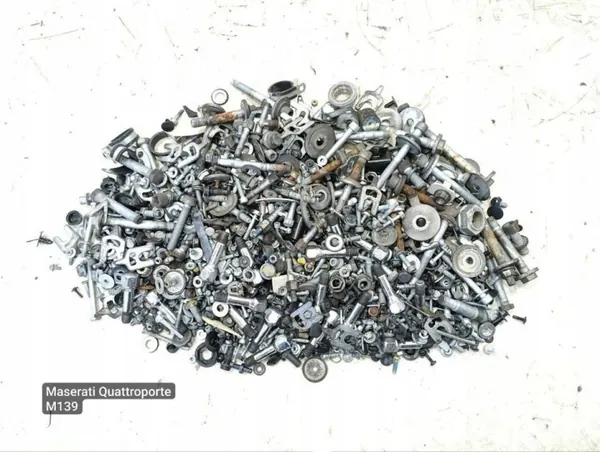 Juego de Tornillos Maserati OE OEM 294372 Quattroporte V image 2