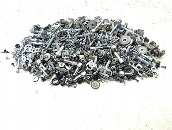 Juego de Tornillos Maserati OE OEM 294372 Quattroporte V image 3