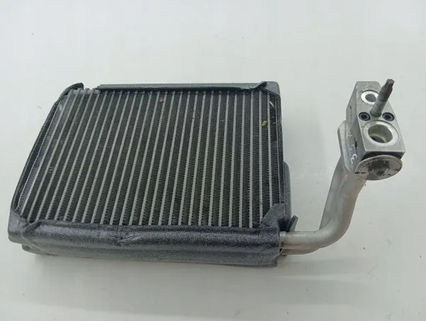 Chrysler A/C Lämmitysydin OEM P1312001 - Käytetty image 3