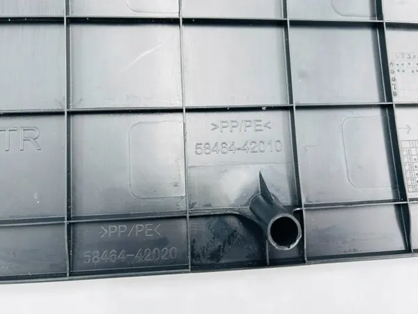 Couvercle Batterie Toyota RAV4 Hybride - Pièce OEM Occasion image 9