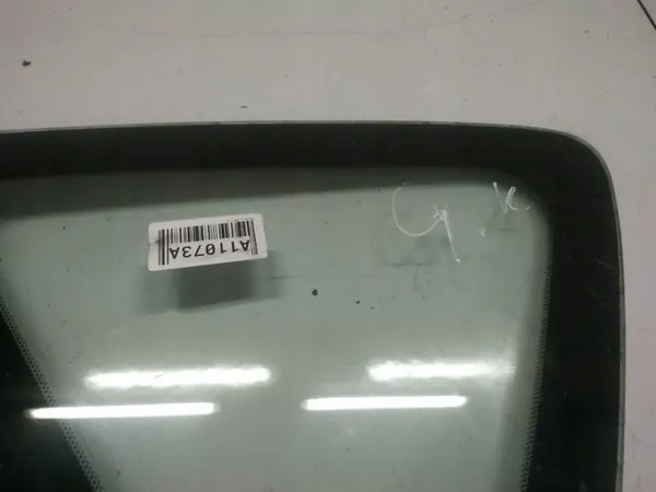 Vitre de quart Mazda 3 OEM as2 - Arrière gauche image 3