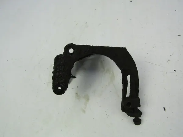 Soporte de compresor Hyundai Getz TB OEM AK-6-81576 image 2