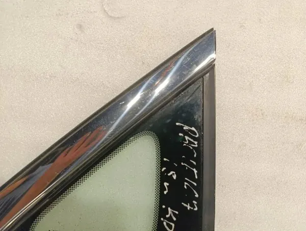 OEM 43R001229 Linker voorruit Chrysler Pacifica image 3