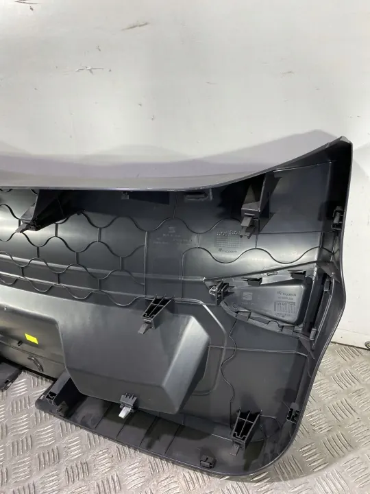 FBZ20492 Revestimiento maletero Seat Arona 2018 - Usado image 6