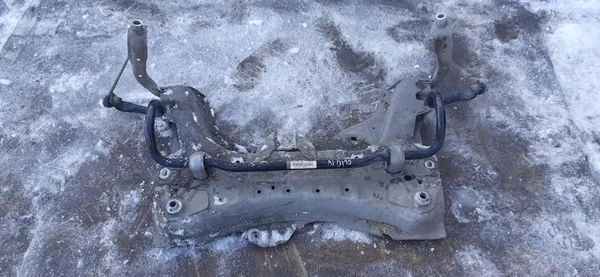 Berceau de suspension avant Renault Clio IV 546112239R image 4