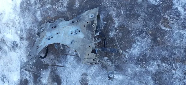 Berceau de suspension avant Renault Clio IV 546112239R image 8