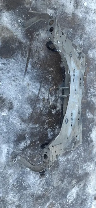 Berceau de suspension avant Renault Clio IV 546112239R image 9