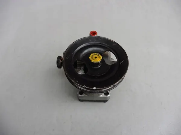Bomba de direção assistida Hyundai Accent 94-00 Elantra 1.5 16v OEM image 5
