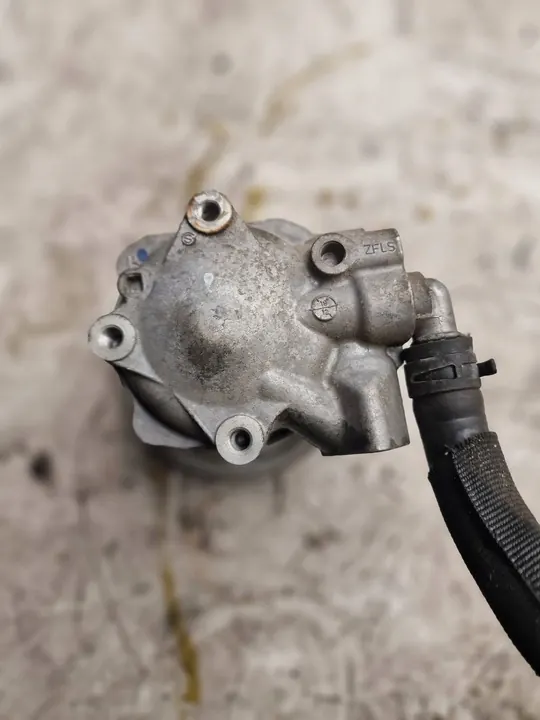 Bomba hidráulica Audi OE 7L8422154J, direção image 3