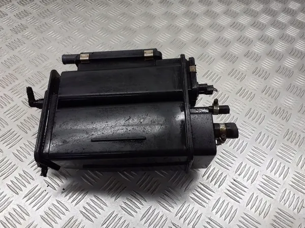 Filtro de carvão Subaru OE OEM 138600-7180 Usado image 3
