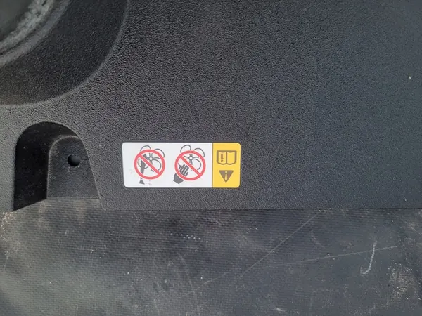 Övre framremsskydd Toyota Corolla E21 1.8 B Hybrid image 2