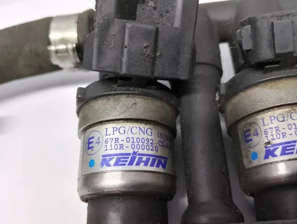 LPG-suutinputki OEM 110R006300 - Käytetty image 3