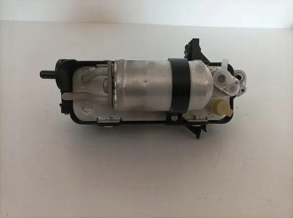 BMW G11 G14 G15 G16 G30 G31 G32 A/C Kondenseri 9891030 image 3