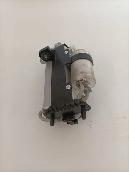 BMW G11 G14 G15 G16 G30 G31 G32 A/C Kondenseri 9891030 image 5