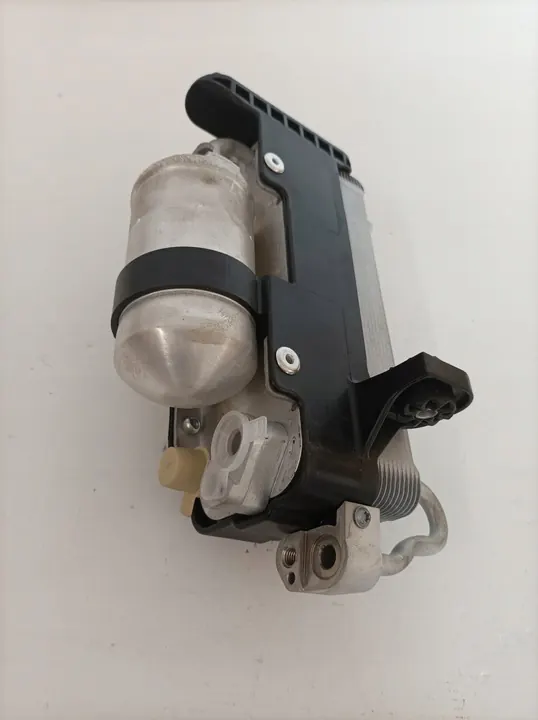 BMW G11 G14 G15 G16 G30 G31 G32 A/C Kondenseri 9891030 image 6