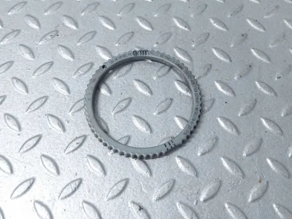 Peça de motor usada OEM 04C105189C para Volkswagen image 2