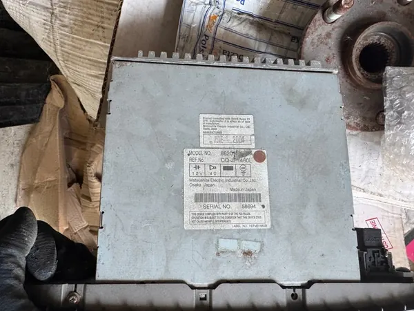 Lecteur Radio Subaru Legacy 2005-2006 AM/FM OEM 86201AG62A image 4