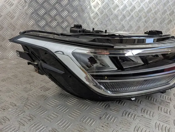 Tiguan 5NB lift 2020-2024 farol dianteiro direito full LED image 3