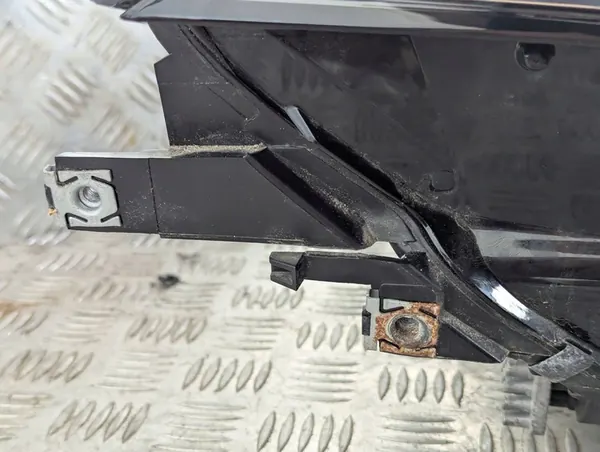 Tiguan 5NB lift 2020-2024 farol dianteiro direito full LED image 9