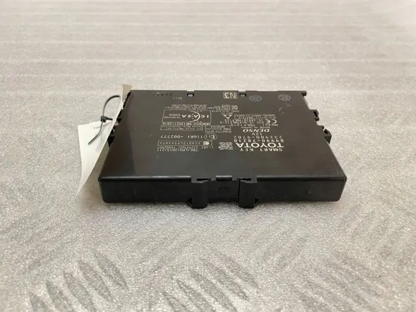 Lexus NX Avaimeton Käynnistysmoduuli OEM 8999078210 image 4