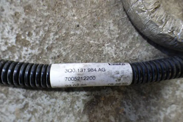 Tuyau AdBlue OEM 3Q0131983G pour VW Passat B8 2.0TDI image 5