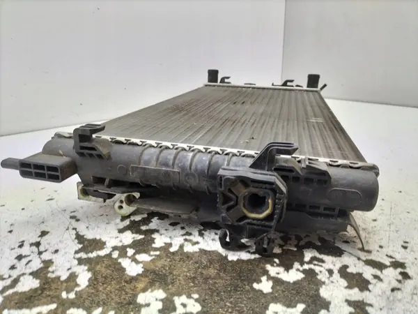 Radiador de refrigeración de agua VW Polo VI 1.0 MPI OEM 2Q0121253 image 5