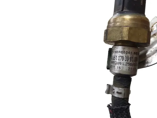 Capteur de pression de carburant MERCEDES-BENZ GLC 2.2L diesel OEM image 3