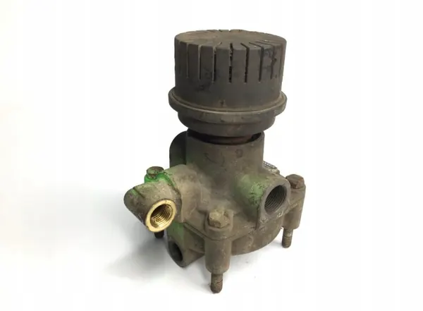 Soupape de relais Scania OEM 1082666 - État utilisé image 2