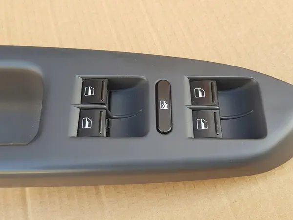 Fensterpanel Tür - Vorderer Linker Griff / VW Touran I image 3