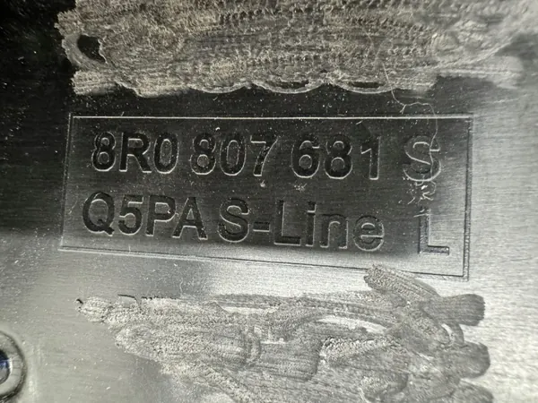 Grelha para-choques Audi Q5 S-Line OEM BMV8R0807681 Esquerda image 3