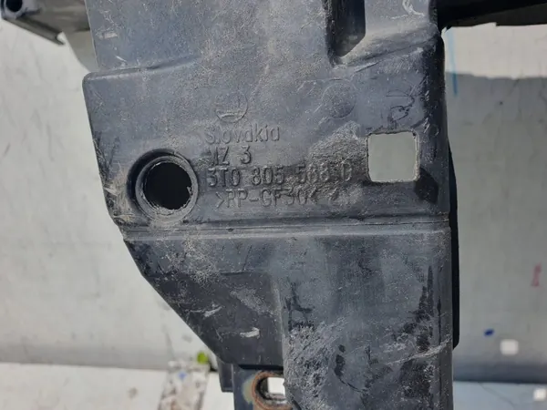 Reforço dianteiro Skoda Superb II OEM 3T0805588D image 5
