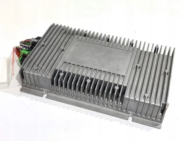 OEM 3D0035466D Vahvistin VW Phaetonille 2002-2016 image 2