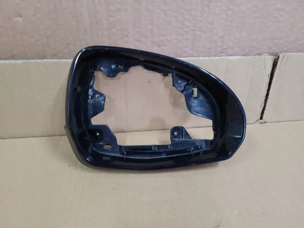 Spiegelframe OEM 2330.3013/14 voor Mercedes W214/W206 image 2