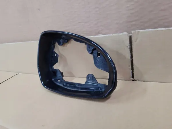 Spiegelframe OEM 2330.3013/14 voor Mercedes W214/W206 image 3