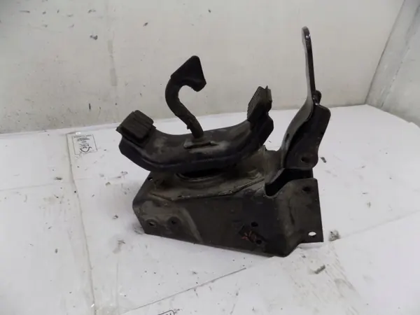 Mitsubishi Canter Fuso 13r- cabinebevestiging OEM image 7