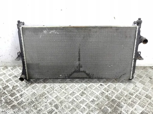 Radiateur d'eau Citroen C5 2009 OEM AMD152301 image 6