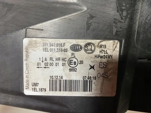 Oikea etuvalaisin SKODA SUPERB 3T Lift image 10