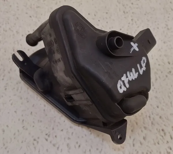 Farol de Neblina Audi Q7 4L 2005-2009 Esquerdo image 2